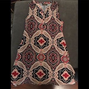 Sleeveless women’s dress size medium